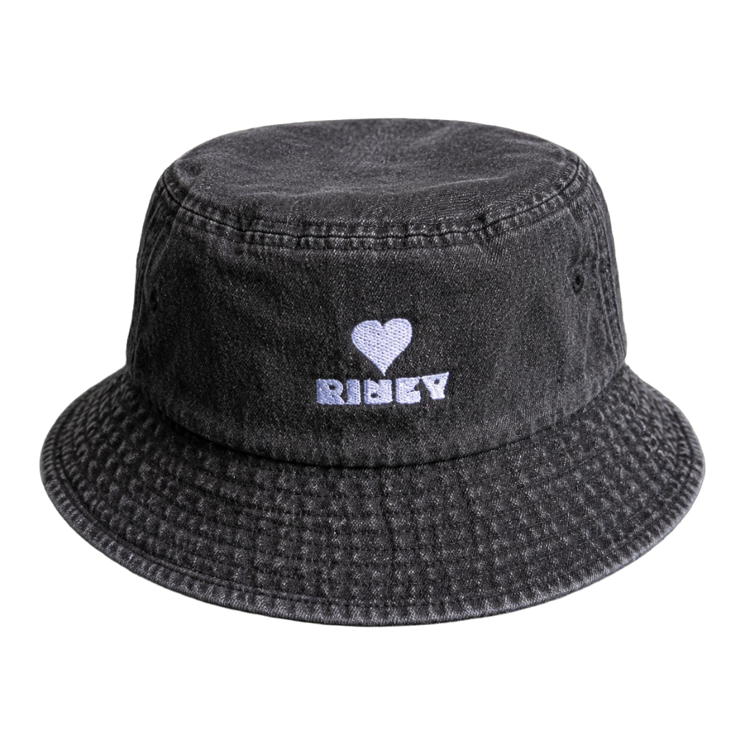 Heart bucket Hat Black